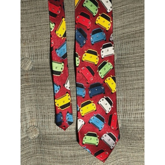 VW Volkswagen "new beetle" Bug Silk Neck Tie by Buffalo Bay - Measures 57" Long